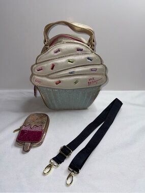 Betsey Johnson Cream Glitter Cupcake Crossbody with Multicolor Jewel Sprinkles